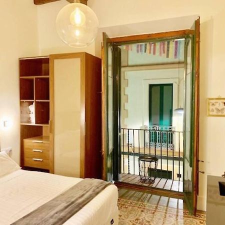 Cozy Studio With Balcony In The Best Place Διαμέρισμα Σίτζες Εξωτερικό φωτογραφία