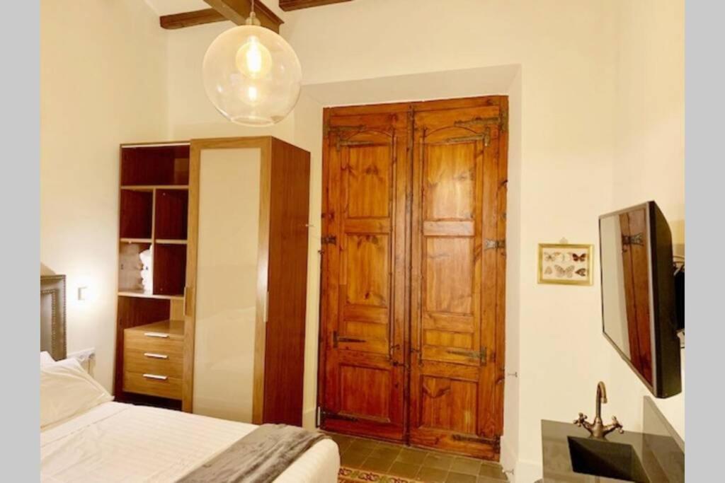 Cozy Studio With Balcony In The Best Place Διαμέρισμα Σίτζες Εξωτερικό φωτογραφία